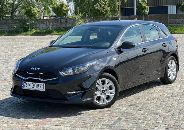 kia ceed zachodniopomorskie Kia Ceed cena 76000 przebieg: 20000, rok produkcji 2021 z Świnoujście